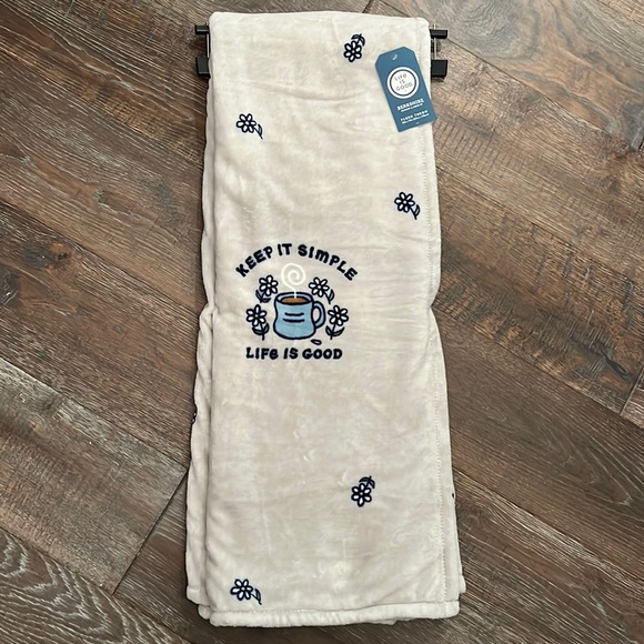Life Is Good Bedding Life Is Good Keep It Simple Plush Throw Sz 5 X
